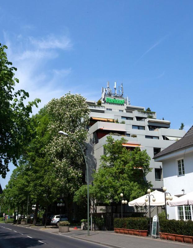 Studios Im Rheinhof Meerbusch Exterior photo